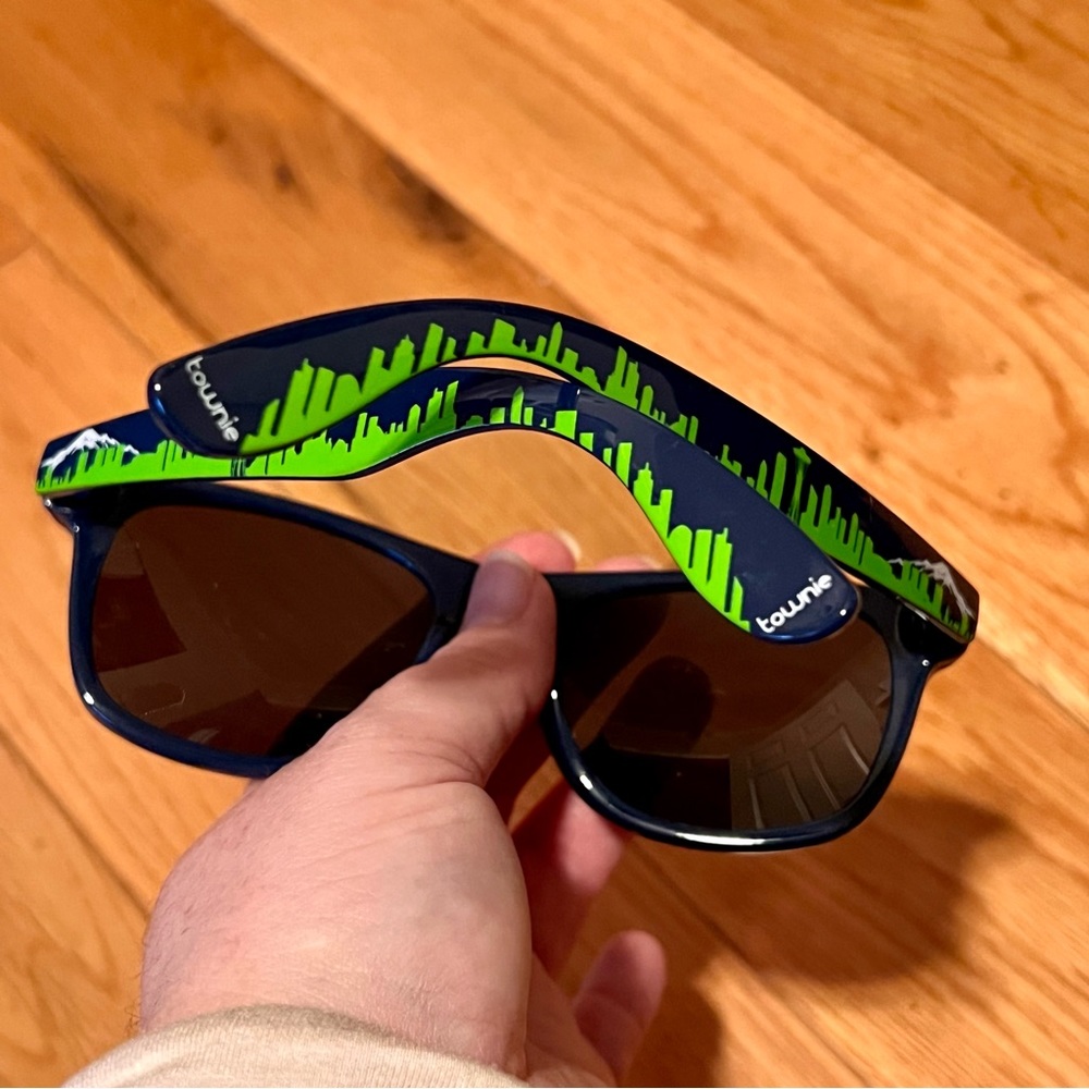 Seattle Skyline Glasses